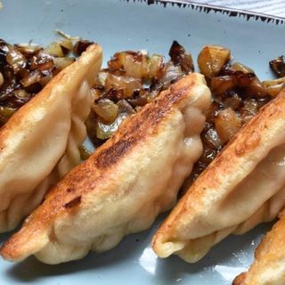 Pierogi Japońskie (Mały 6szt/ Średni 10szt/ Duży 15szt)