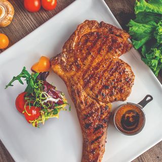 Стейк тамагавк