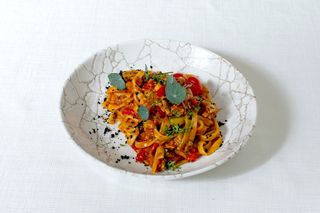 Pasta sa povrćem (posno) 300g (500 kcal)