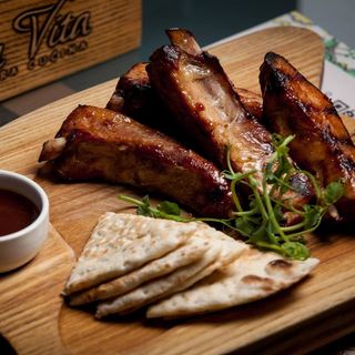 Реберця BBQ (290/50/60г)