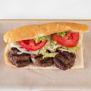 Сандвич с домашни кюфтенца по лозенградски