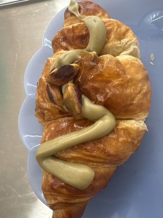 Croissant De Pistacho