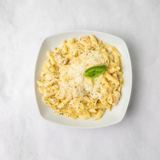 Pasta Pollo In Salsa Di Limone