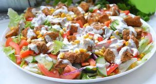 Kebab z Sałatką Kurczak lub Wlowina 