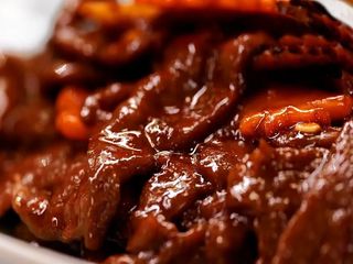 Ternera con Salsa de Ostras