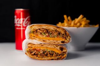 Скиачата с дърпано свинско  Меню