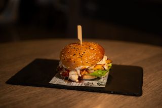 Burger din piept de pui - D