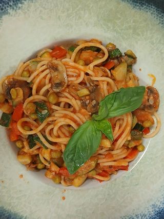 SPAGHETTI FARA GLUTEN CU LEGUME