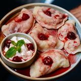 პელმენები ალუბლით/Dumplings with cherries