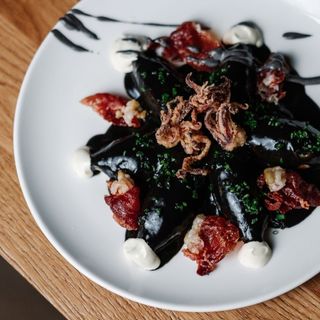 Chipirones En Su Tinta