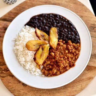 Pabellón Criollo (Vegano) 