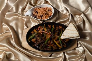 Fajita de vita si pui (spicy)