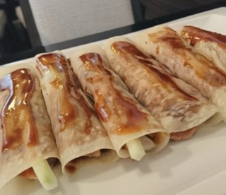 Rollos De Pato Laqueado