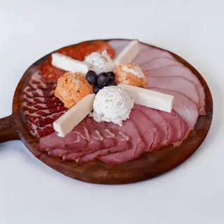 Adžijino meze