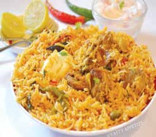 Biryani con agnello speciale