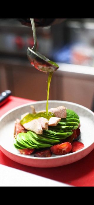 Ensalada de aguacate (ración)