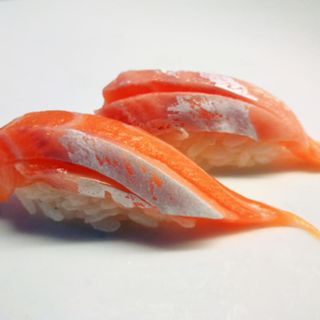 Nigiri de Salmón, 2 Piezas