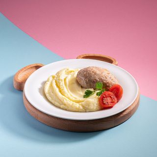 Пюрешка з паровою котлеткою
