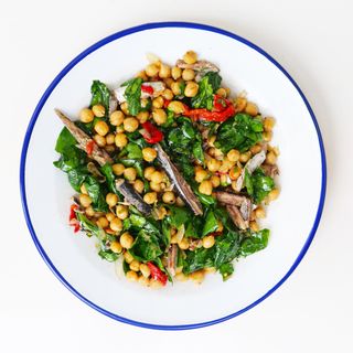 Ensalada de garbanzos y sardinas