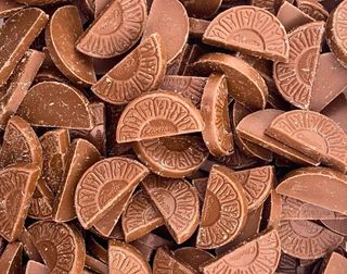 Roman chocolate bow 100g