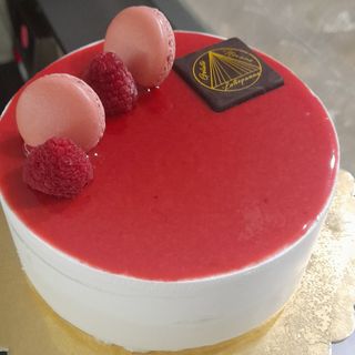 Torta  Yogurt  fragola e lampone 4/6 persone