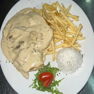 Piletina u sosu od vrganja  250 gr