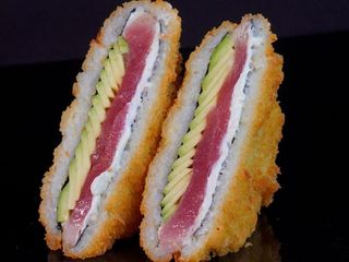 Sushi-kanapka z tuńczykiem