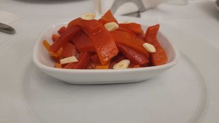 Salată de ardei copt