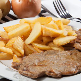 Escalope de ternera con patatas fritas