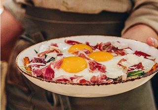 Huevos Rotos Con Trufa