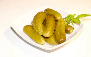 Salata de castraveti otet