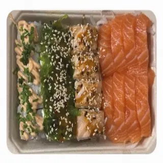 Caixa com Sushi Varios e Sashimi de Salmão(A18)