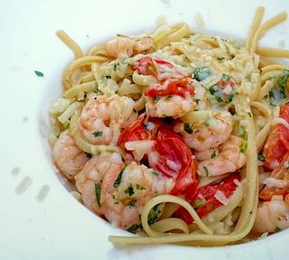 LINGUINE & SHRIMPS 
