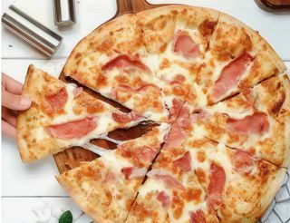 Pizza De Jamón Cocido (28 Cm.)