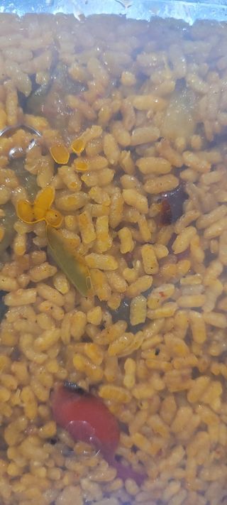 Paella de verdura vegana