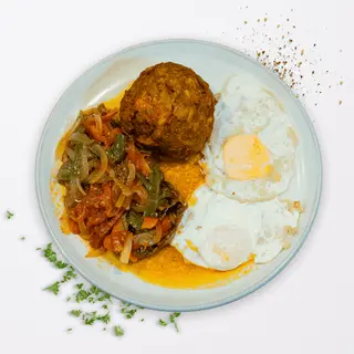Bolón Mixto De Chicharrón Y Queso