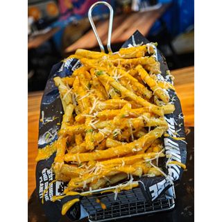 GARLIC CHEESE LOADED FRIES 350g