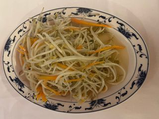 140. Germogli di soia saltati