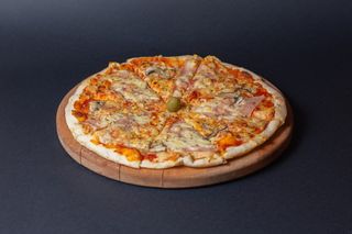 Good old Capricciosa pizza
