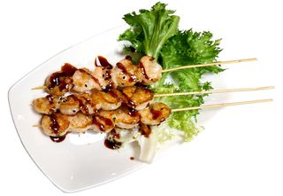 670-Spiedini di gamberi grigliati