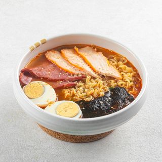 Рамен с копченостями