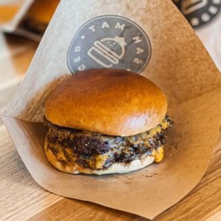 Butter triple cheese meni