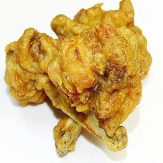37. Bolas de pollo fritas