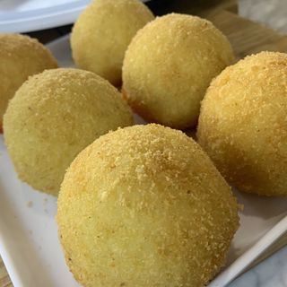 ARANCINO BIANCO funghi porcini con salsiccia fresca dolce