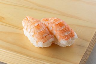 Sushi sa scampima 65g
