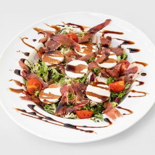 Ensalada Mediterránea