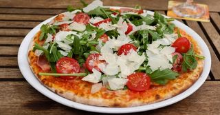 PIZZA RUCOLA