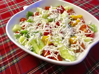 Шопска салата (400г)