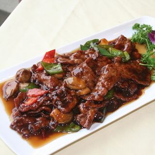 LONCHAS DE TERNERA CON SALSA OSTRAS