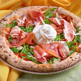 Burrata (z Parmeńską Szynką i Burratą)